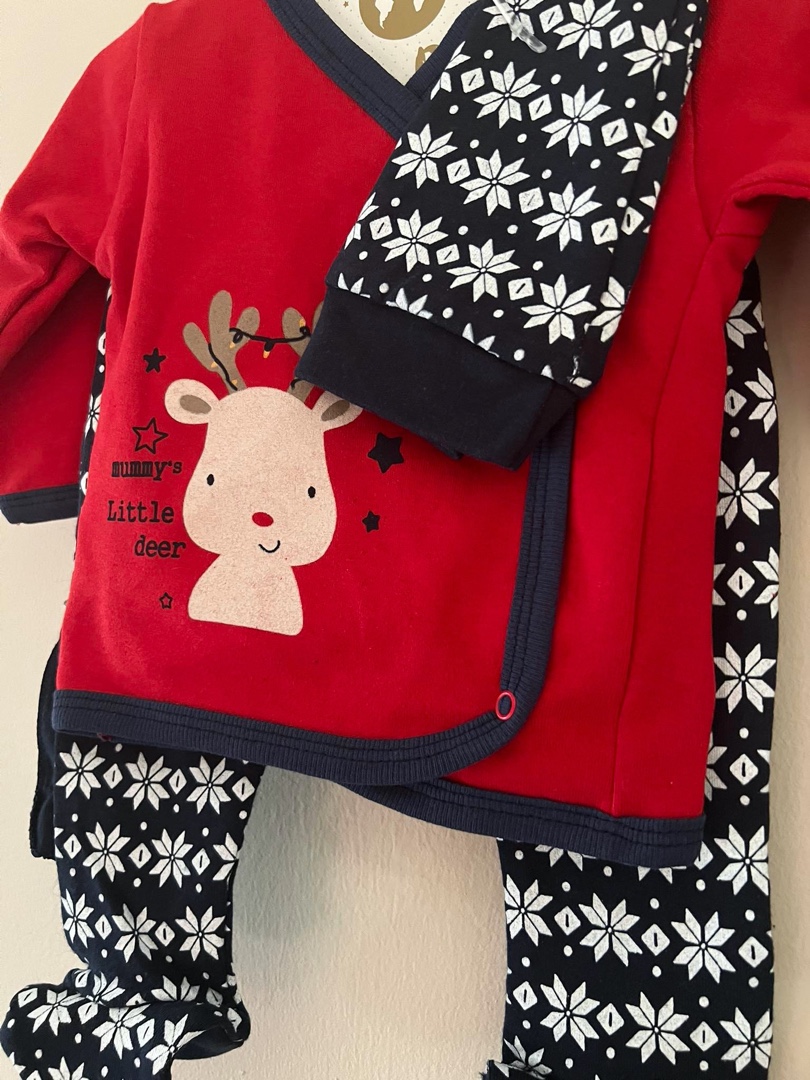 7D7D89AA-C6EA-474F-9079-CB3E7B8655FC