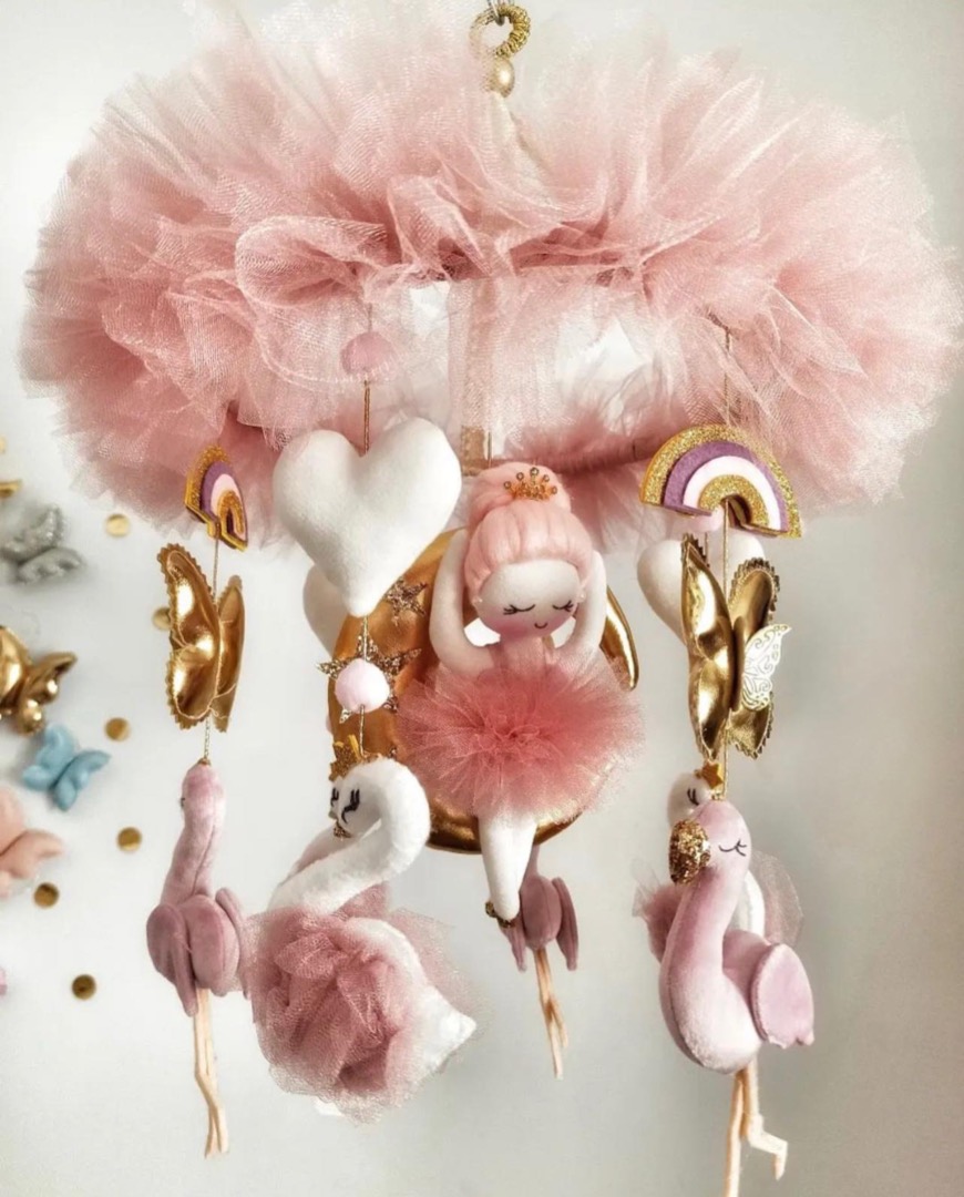 AE9F4704-51F7-4B0A-8F4A-9EE04E033435