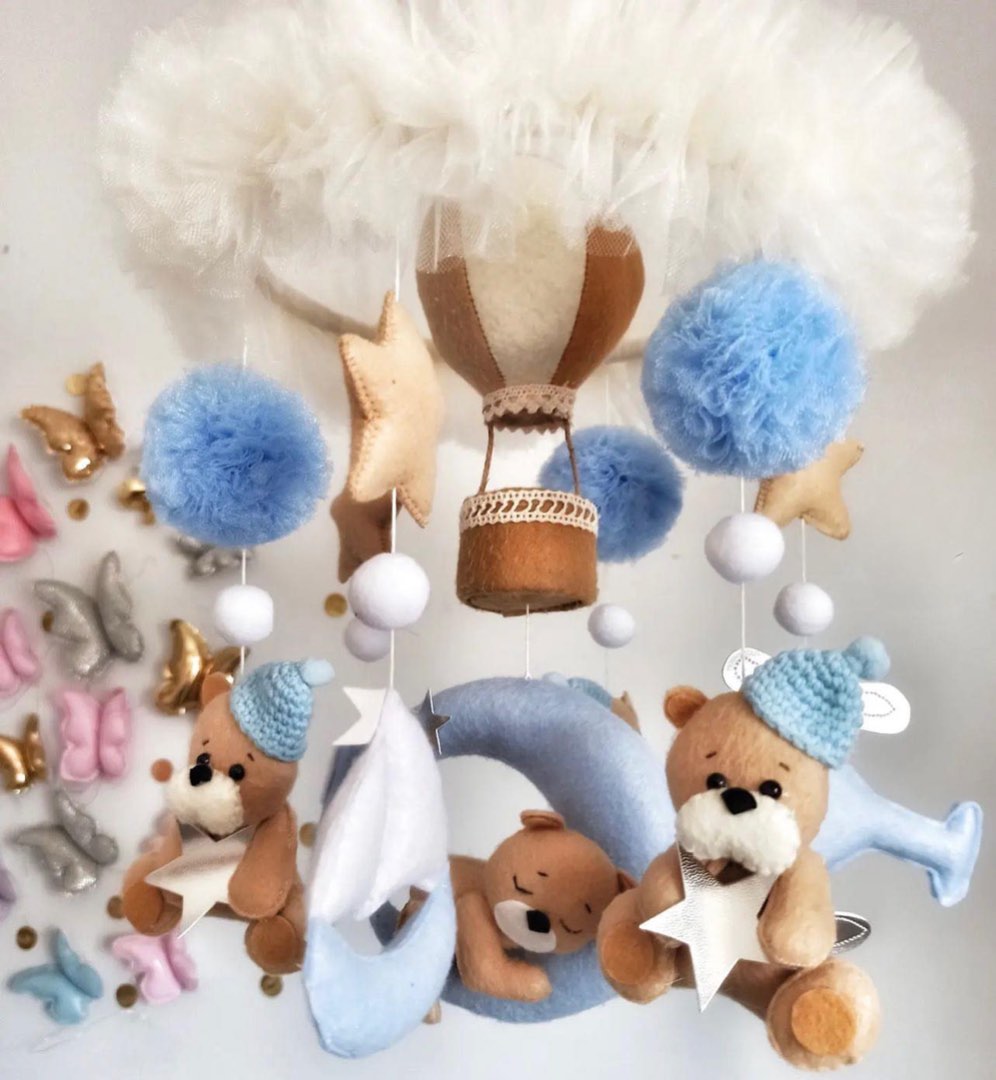 Χειροποίητο κρεμαστό μομπιλε the balloon