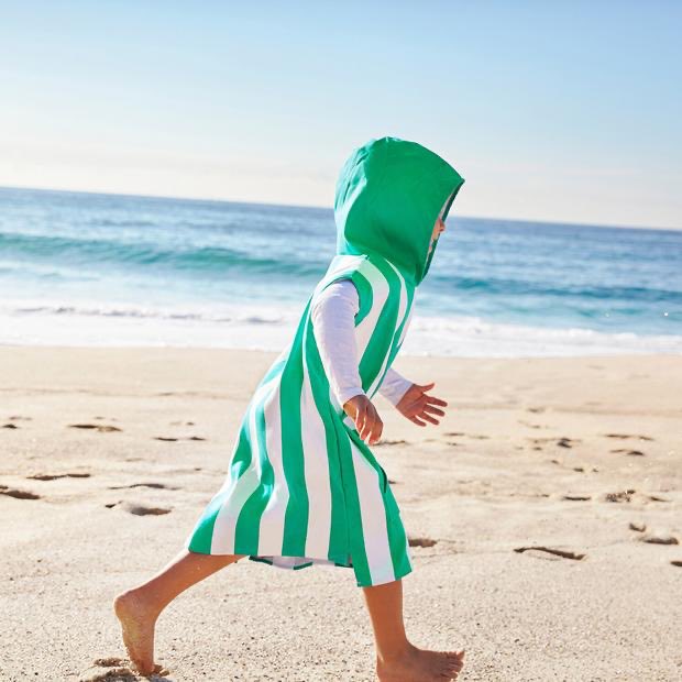 PONCHO-KIDS-GREEN-7_620x-1