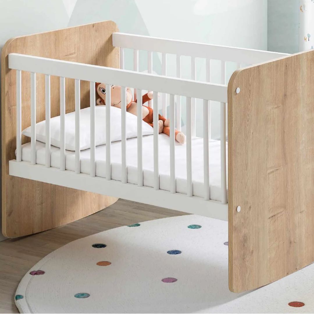 29ae22c26b_pratik-sallanir-mini-besik-50x90-cm-ahsap